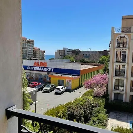 Апартаменты K.k Elenite Astoria 5 *