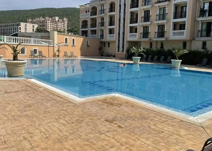 K.k Elenite Astoria 5 Апартамент